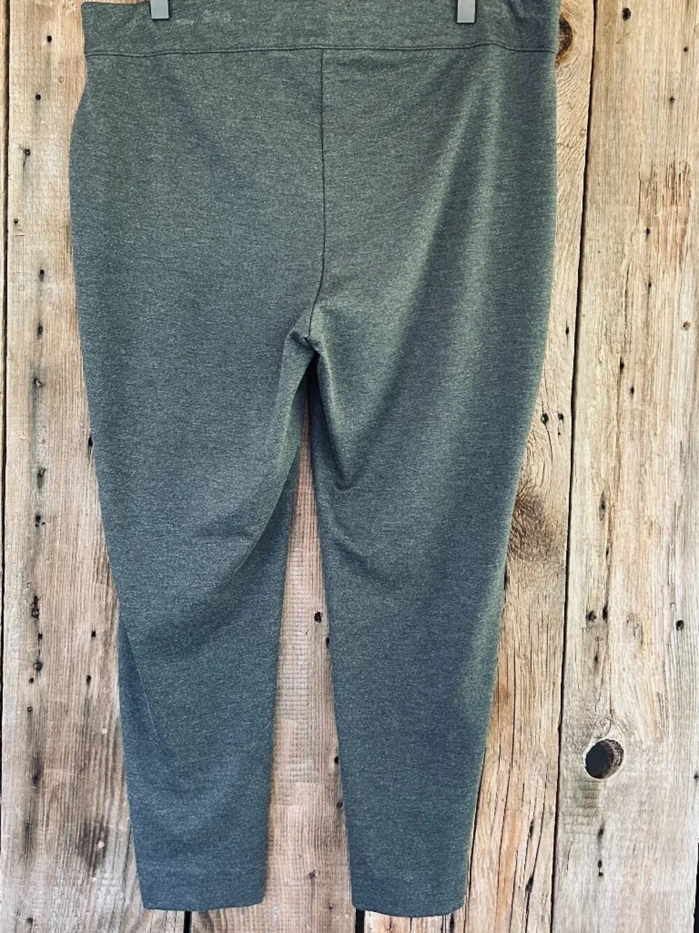 Chico’s Heather Gray Pull-On Slim Ankle Pants Size 3P, 16P, XLP